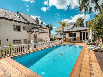 Casa chalet en Venta en Pallejà