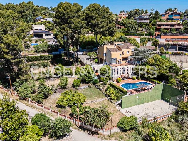 Casa chalet en Venta en Pallejà