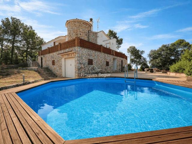 Casa chalet en Venta en Els Masos de Pals