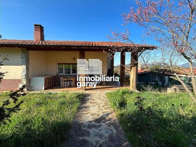 Casa chalet en Venta en Partido de la Sierra en Tobalina