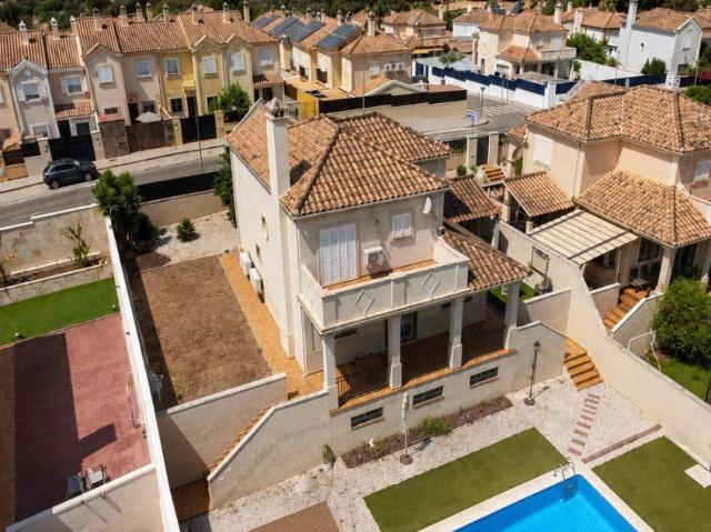 Casa chalet en Venta en Paraíso Arenal La Colina