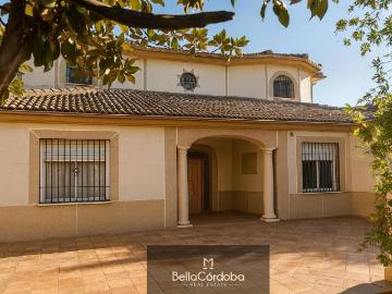Casa chalet en Venta en Paraíso Arenal La Colina