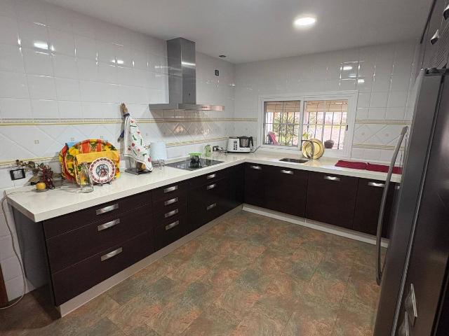 Casa chalet en Venta en Paraíso Arenal La Colina