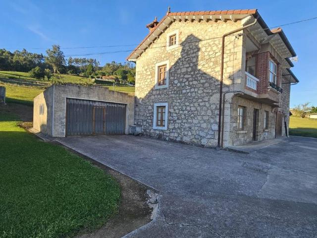 Casa chalet en Venta en Parbayón