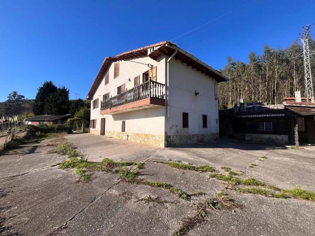 Casa chalet en Venta en Parbayón