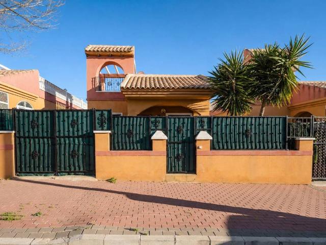 Casa chalet en Venta en Parque Acuático Sector 25