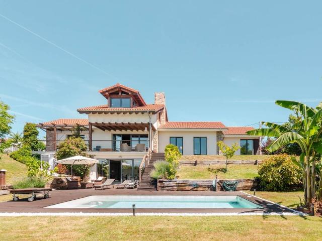 Casa chalet en Venta en Parroquias Norte