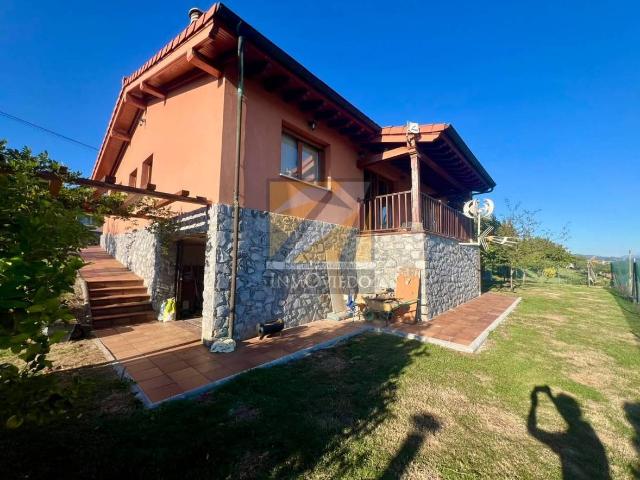 Casa chalet en Venta en Parroquias Norte