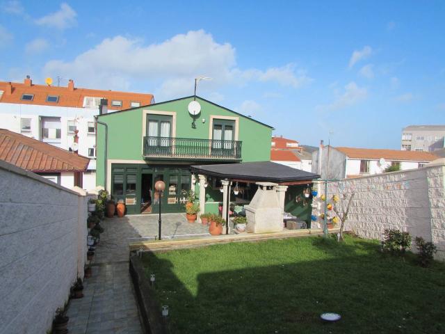 Casa chalet en Venta en Pastoriza
