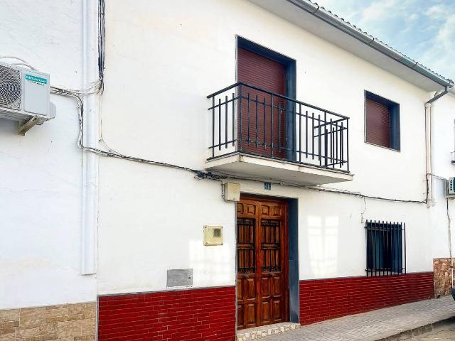 Casa chalet en Venta en Peal de Becerro