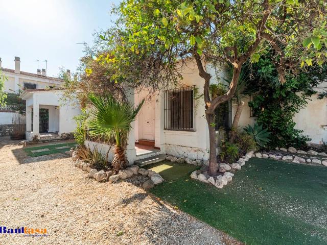 Casa chalet en Venta en Pedregalejo Morlaco