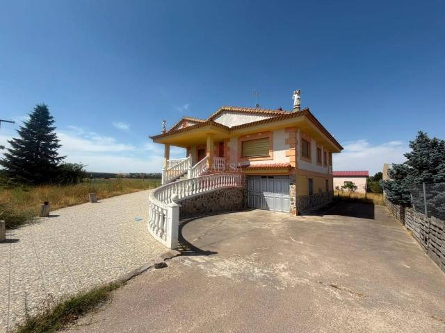 Casa chalet en Venta en Pelabravo
