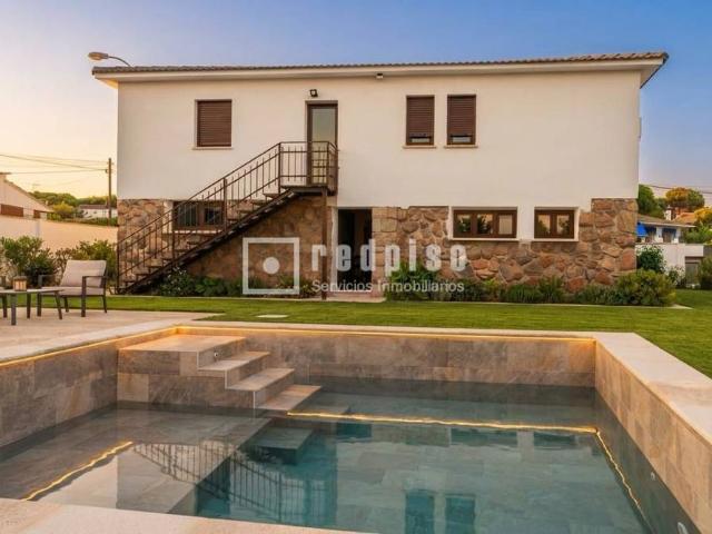 Casa chalet en Venta en Pelayos de la Presa