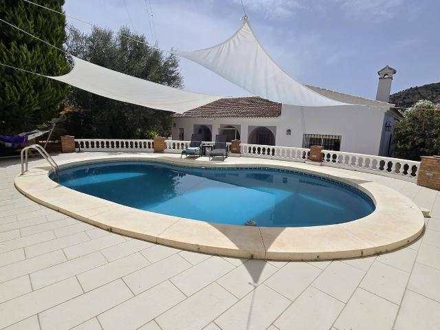 Casa chalet en Venta en Periana