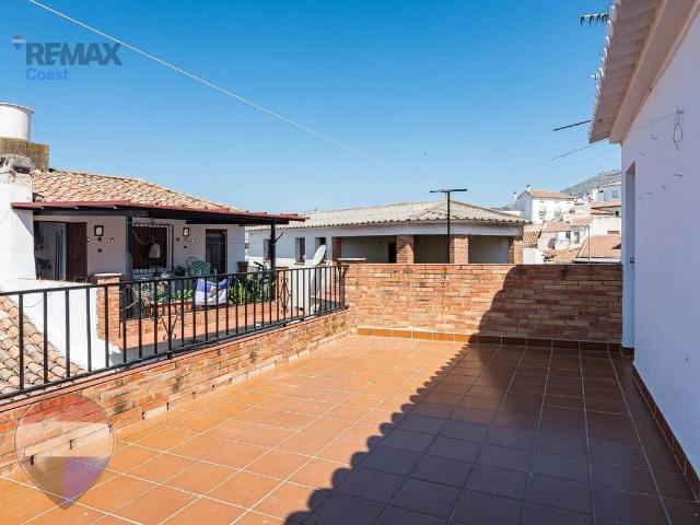 Casa chalet en Venta en Periana