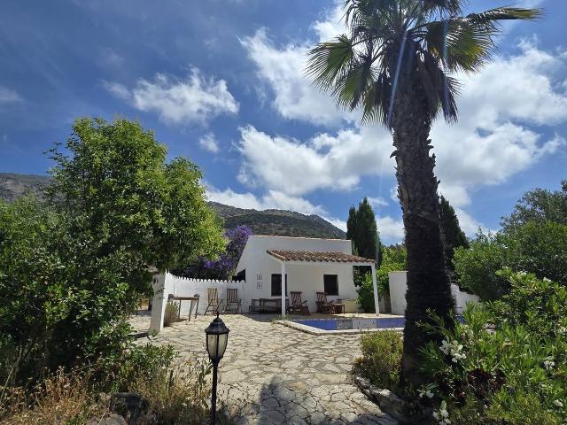 Casa chalet en Venta en Periana