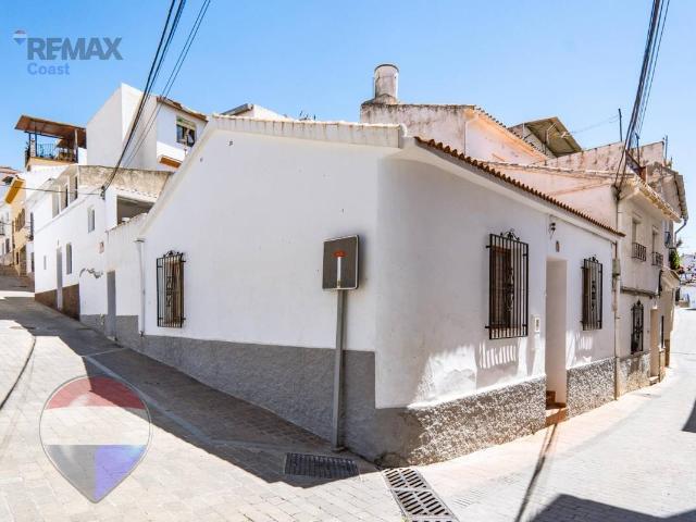 Casa chalet en Venta en Periana