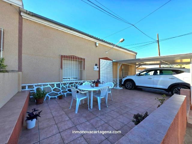 Casa chalet en Venta en Perín