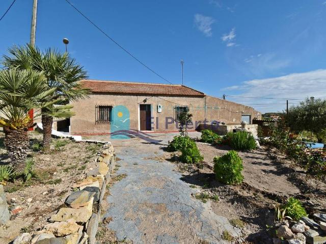 Casa chalet en Venta en Perín