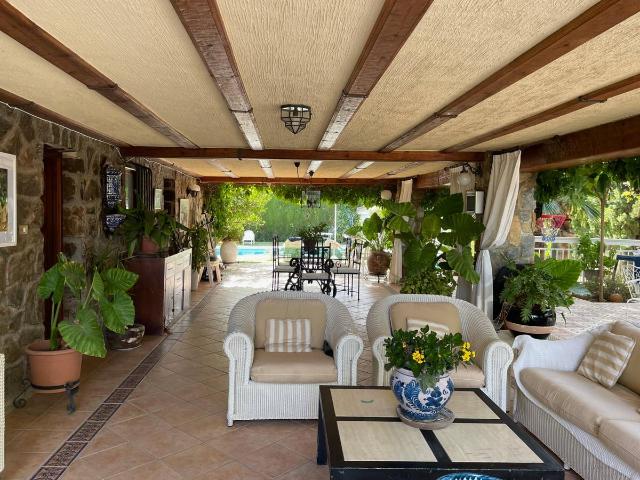 Casa chalet en Venta en Petrer