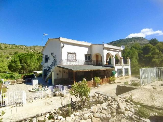 Casa chalet en Venta en Petrer