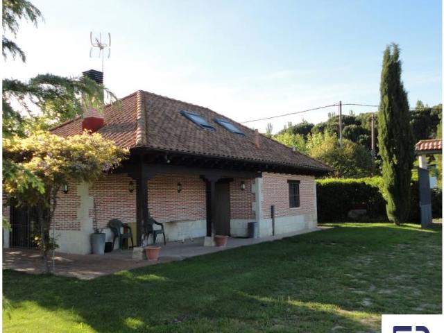 Casa chalet en Venta en Pinar del Jalón