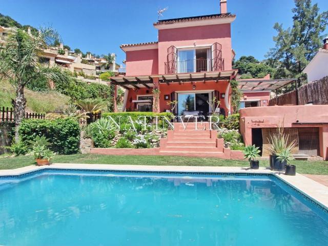 Casa chalet en Venta en Pinares de San Antón