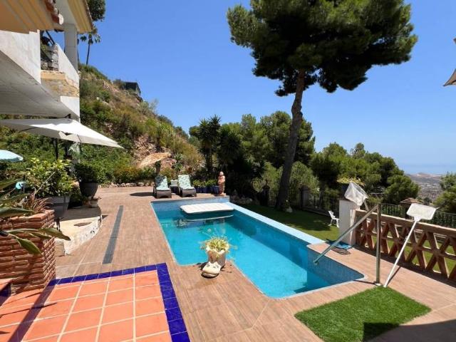 Casa chalet en Venta en Pinares de San Antón