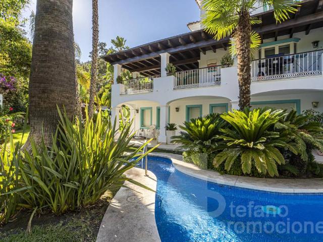 Casa chalet en Venta en Pinares de San Antón