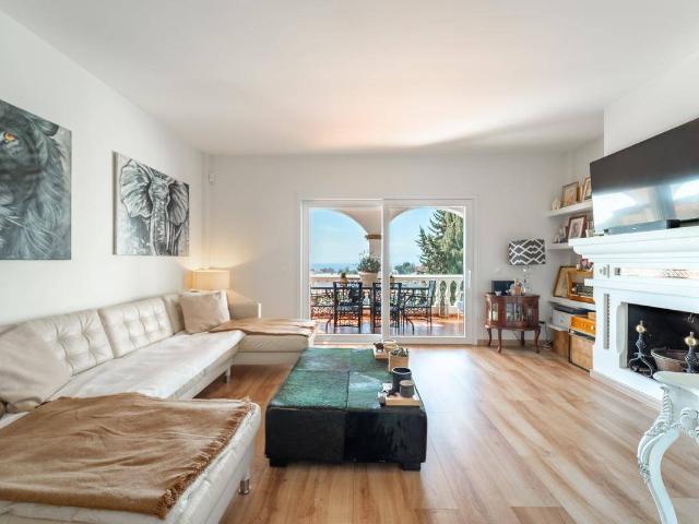 Casa chalet en Venta en Pinares de San Antón