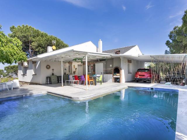Casa chalet en Venta en Pino Alto Navarredonda