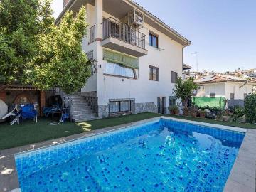 Casa chalet en Venta en Pinos Genil