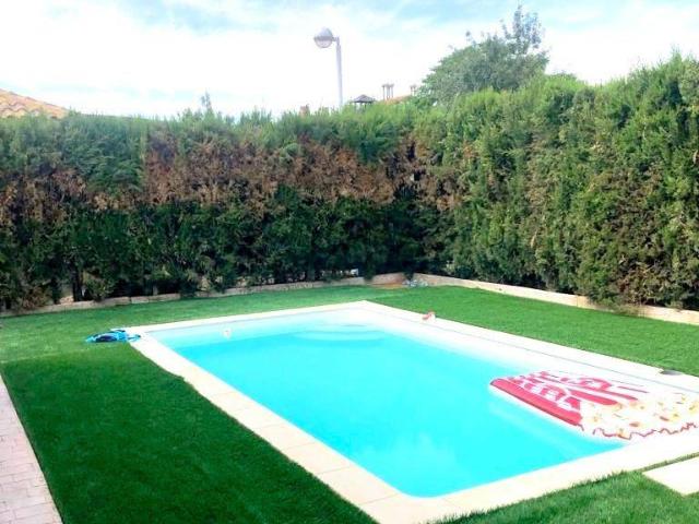 Casa chalet en Venta en Pinseque