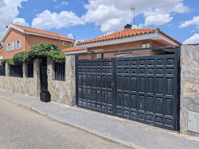 Casa chalet en Venta en Pioz