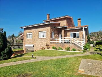 Casa chalet en Venta en Piedras Blancas