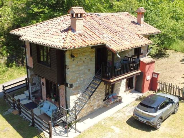 Casa chalet en Venta en Piloña