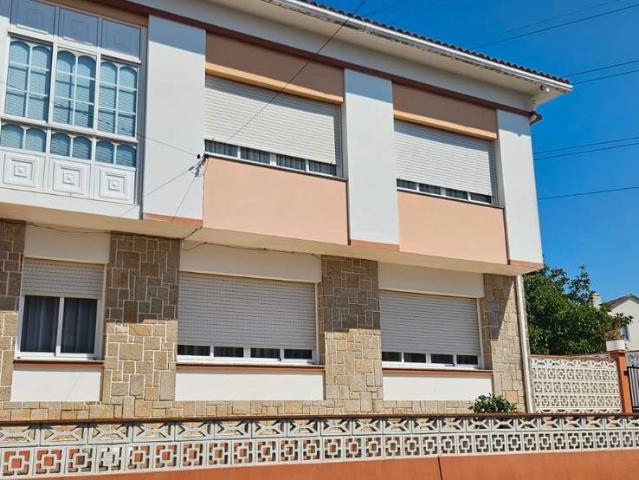 Casa chalet en Venta en Piñeiros Freixeiro