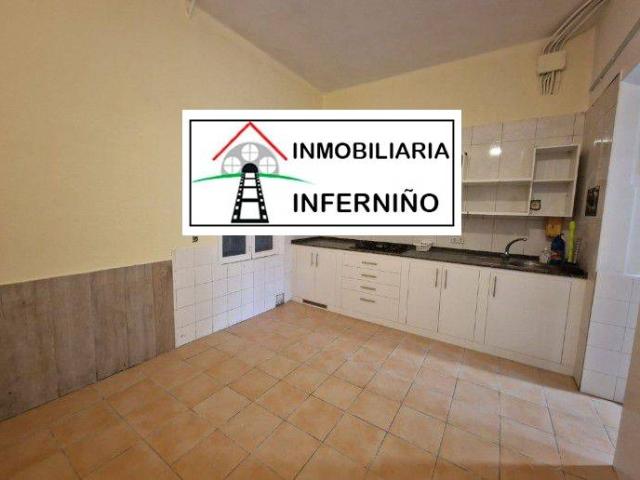 Casa chalet en Venta en Piñeiros Freixeiro