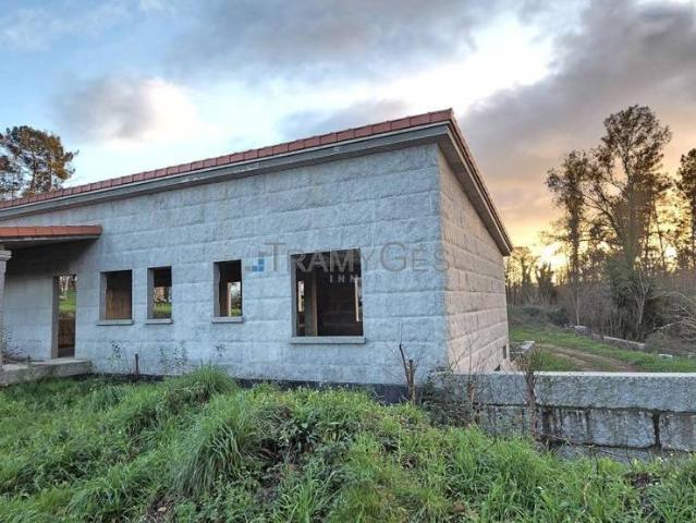 Casa chalet en Venta en Ponteareas
