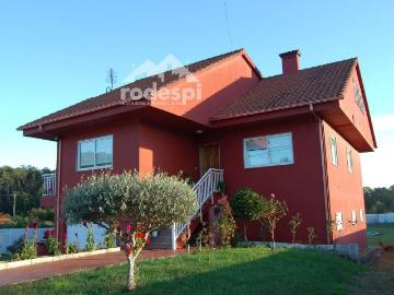 Casa chalet en Venta en Ponteareas