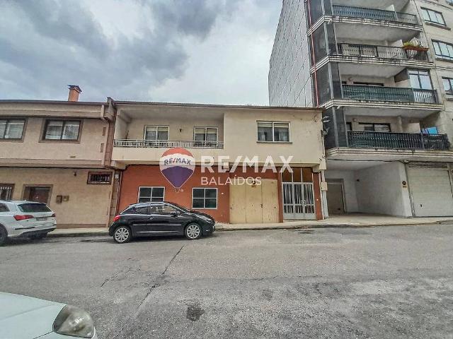 Casa chalet en Venta en Ponteareas