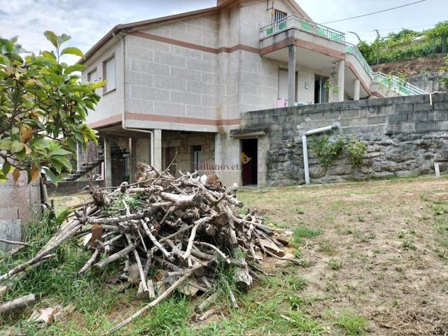 Casa chalet en Venta en Ponteareas