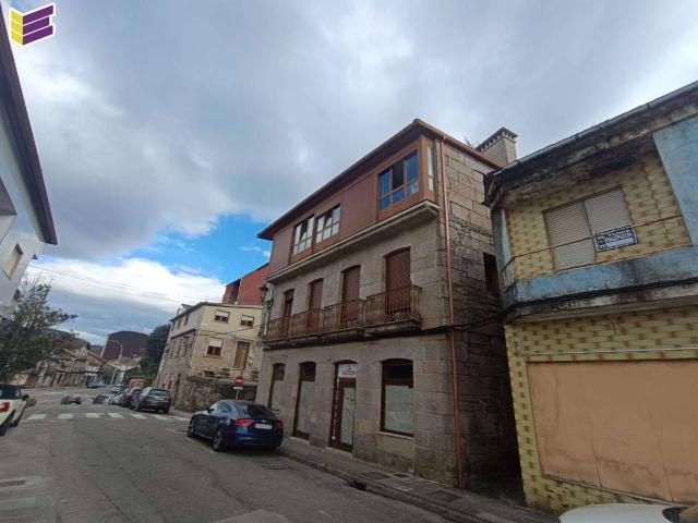 Casa chalet en Venta en Ponteareas