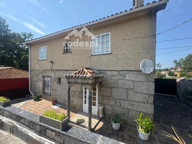 Casa chalet en Venta en Ponteareas