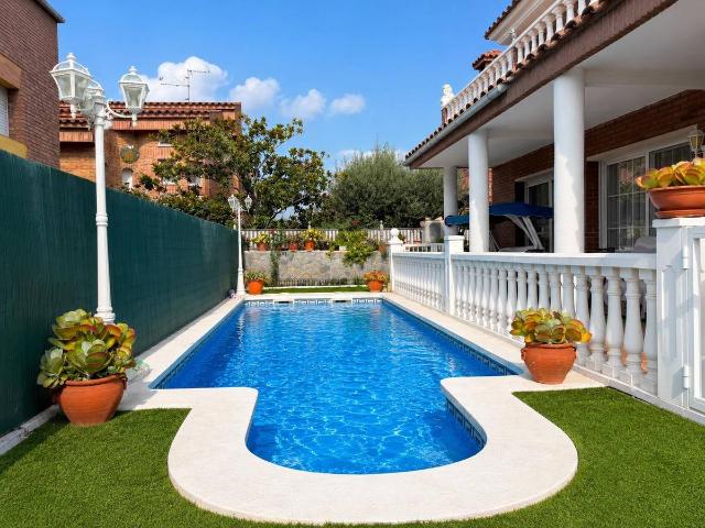Casa chalet en Venta en Ponent
