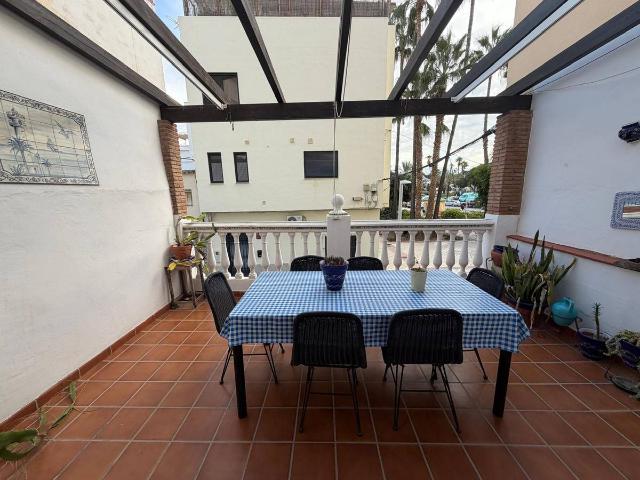 Casa chalet en Venta en Poniente Faro