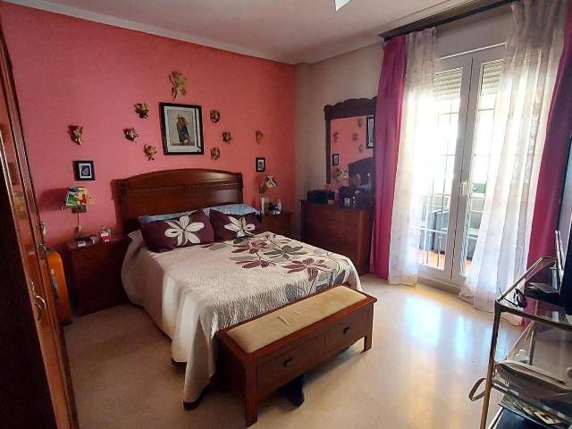 Casa chalet en Venta en Poniente Norte Miralbaida Parque Azahara