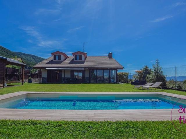 Casa chalet en Venta en Poblaciones norte