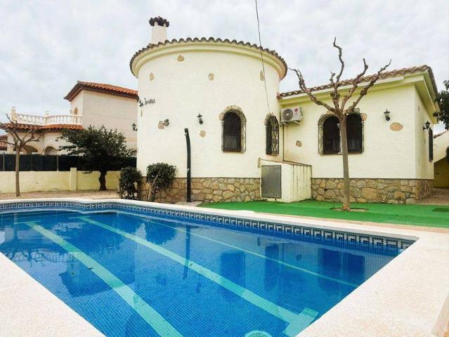 Casa chalet en Venta en Poble