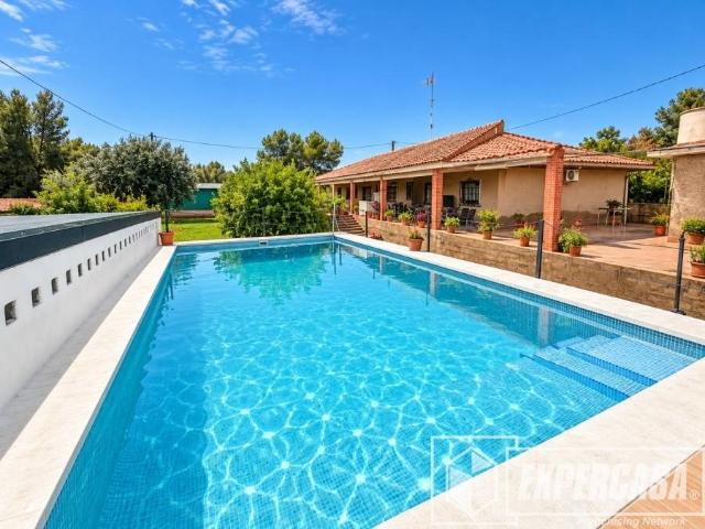 Casa chalet en Venta en Poble Nou